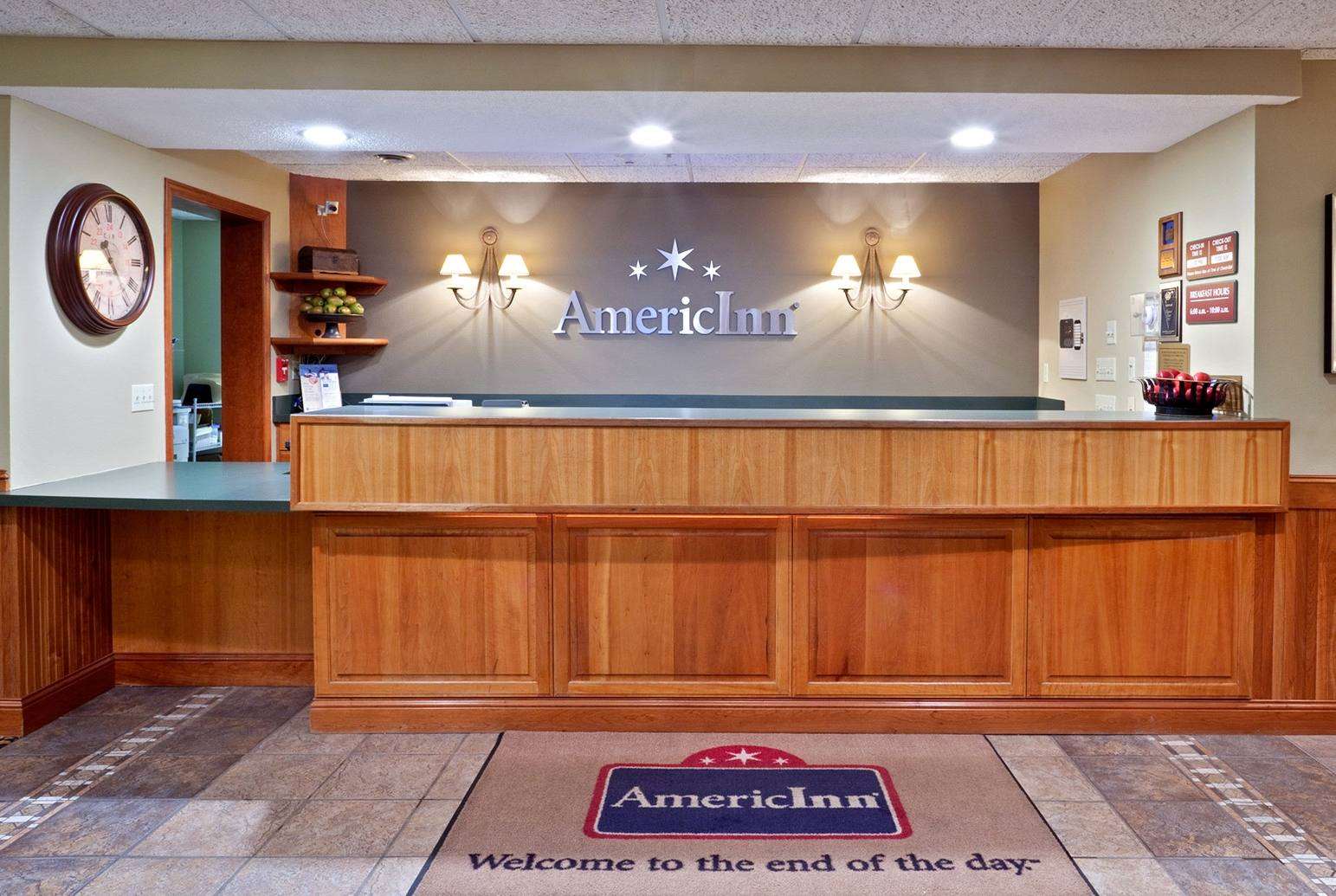 Lobby | AmericInn by Wyndham Silver City