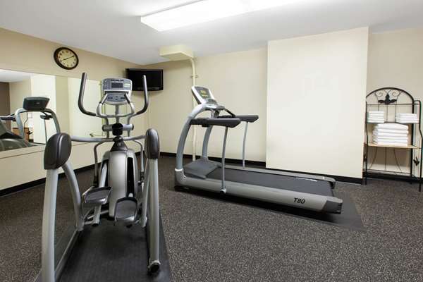 Fitness/ Exercise Room - AmericInn Silver City