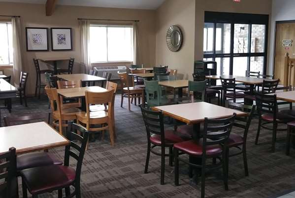  - AmericInn Lodge & Suites Red Wing