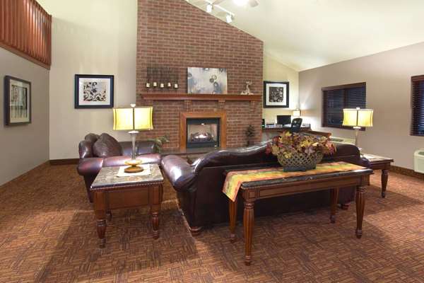  - AmericInn Lodge & Suites New London