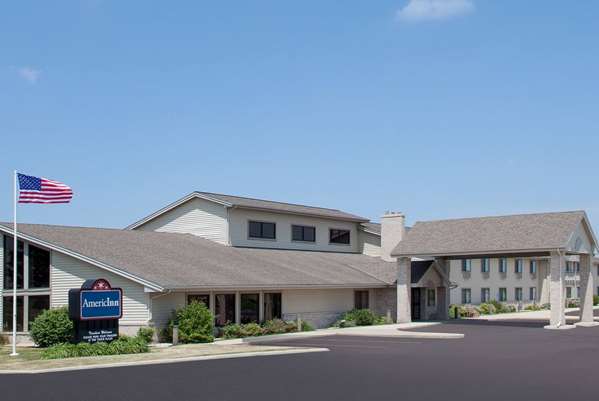 Exterior view - AmericInn Hotel & Suites Webster City