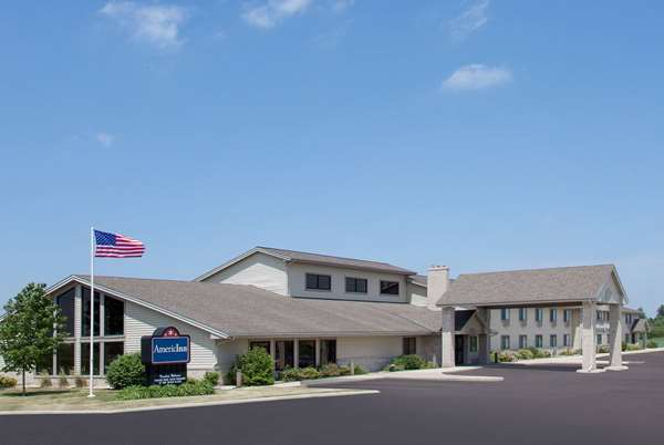 Exterior view - AmericInn Hotel & Suites Webster City