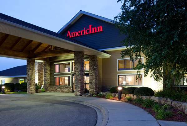 Exterior view - AmericInn Lodge & Suites Shakopee