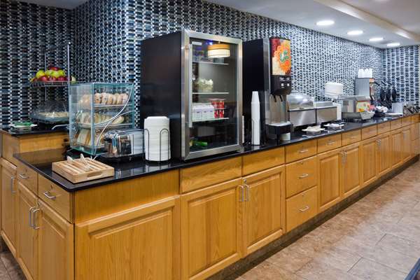  - AmericInn Lodge & Suites Shakopee