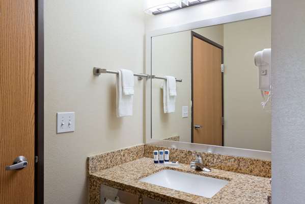  - AmericInn Lodge & Suites Shakopee
