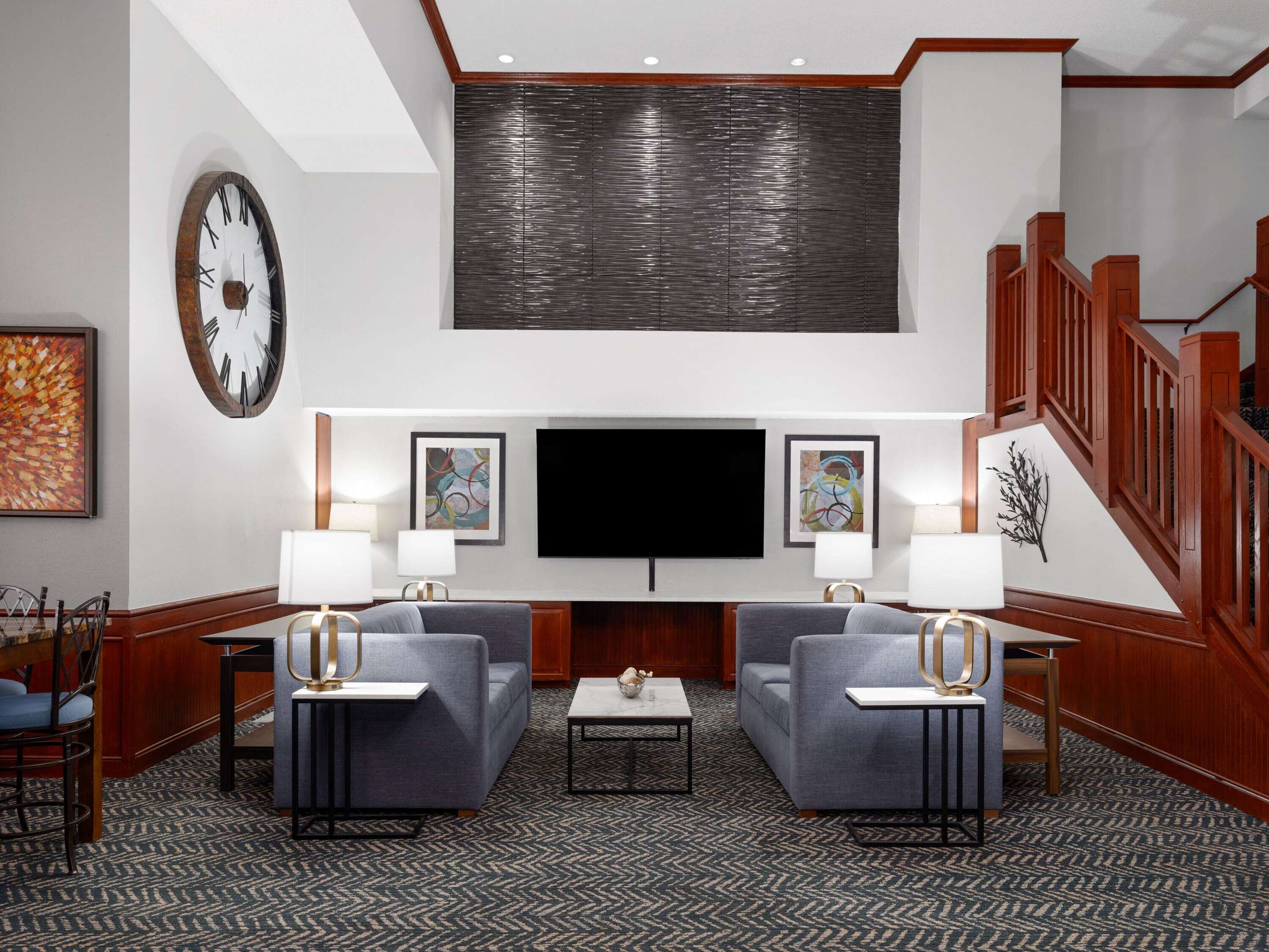 Lobby | AmericInn by Wyndham Shakopee Near Canterbury Park