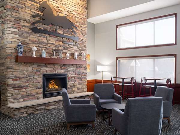 AmericInn by Wyndham Shakopee Near Canterbury Park