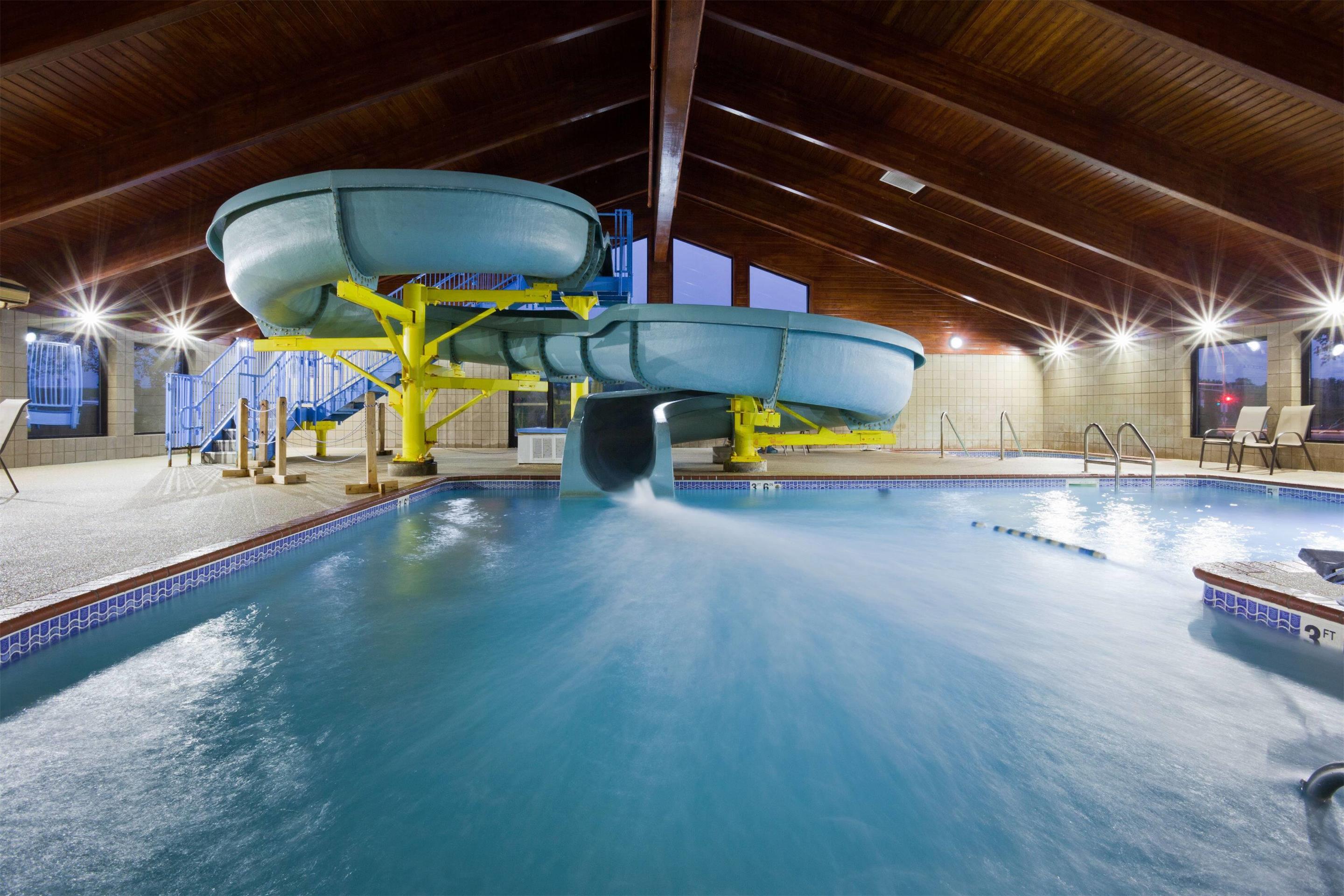 Pool | AmericInn by Wyndham Shakopee Near Canterbury Park