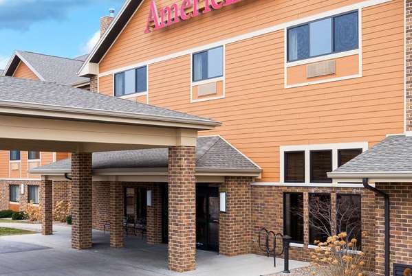 Exterior view - AmericInn Lodge & Suites Green Bay