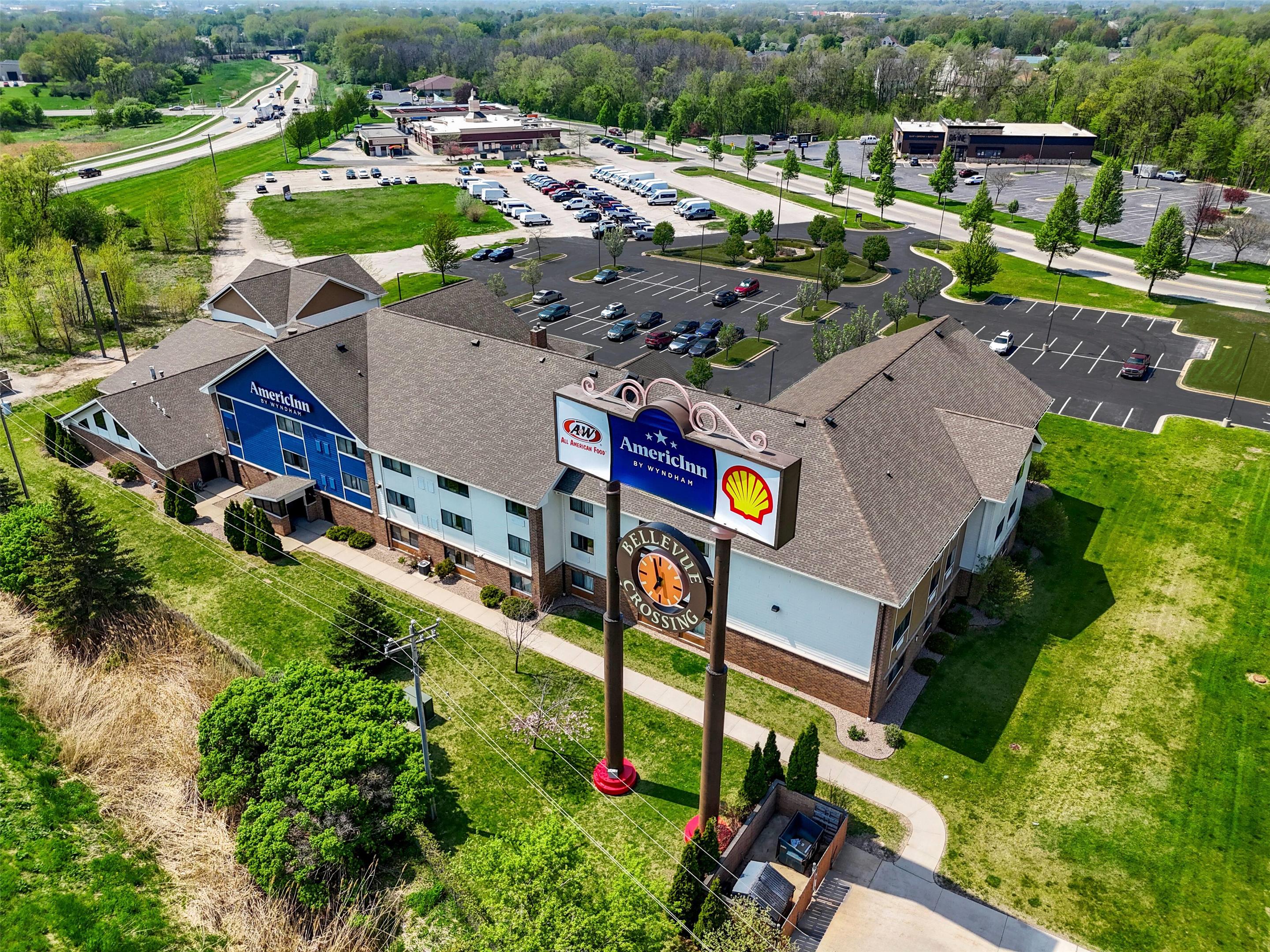 Exterior | AmericInn by Wyndham Green Bay East
