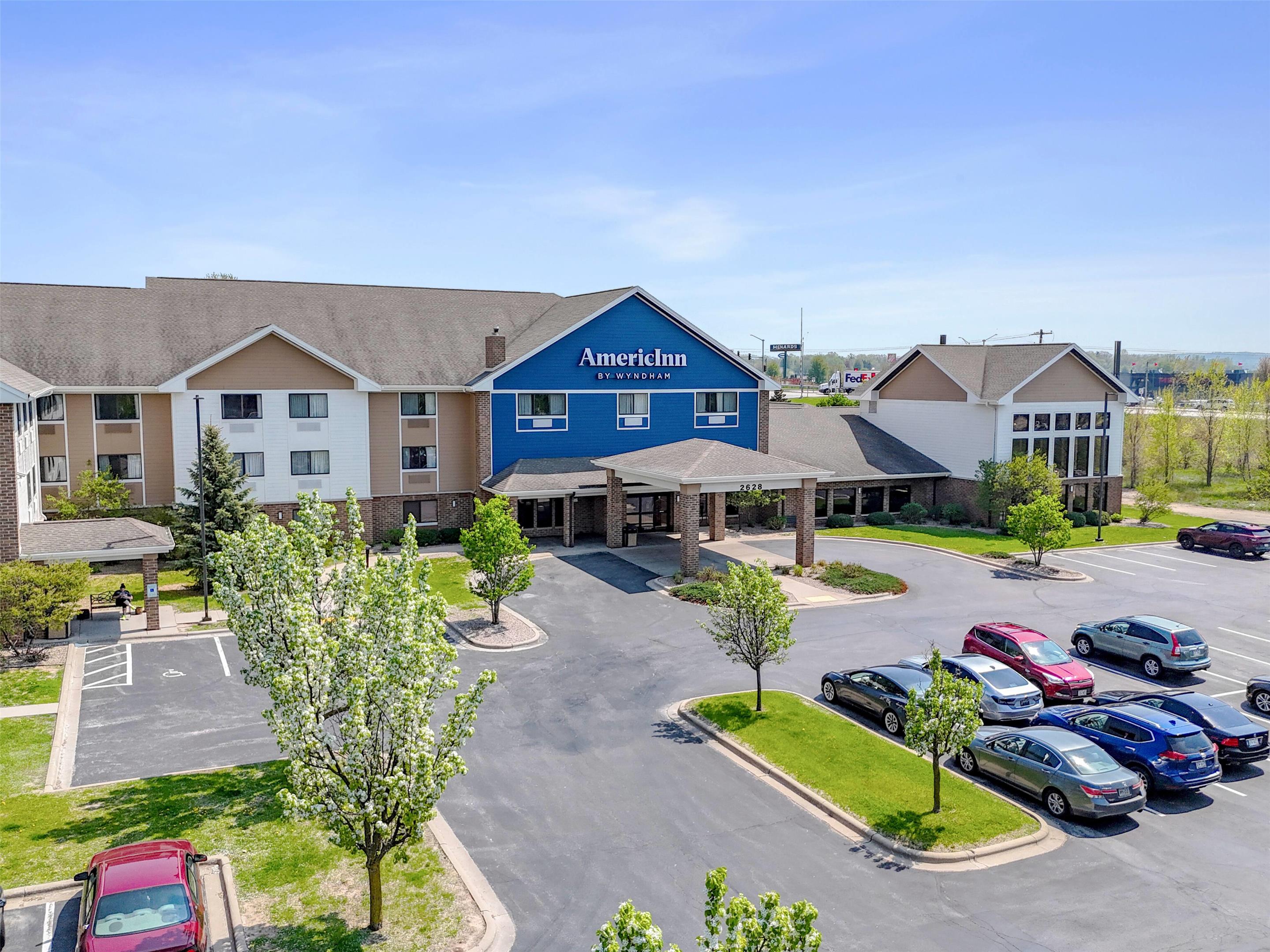 Exterior | AmericInn by Wyndham Green Bay East