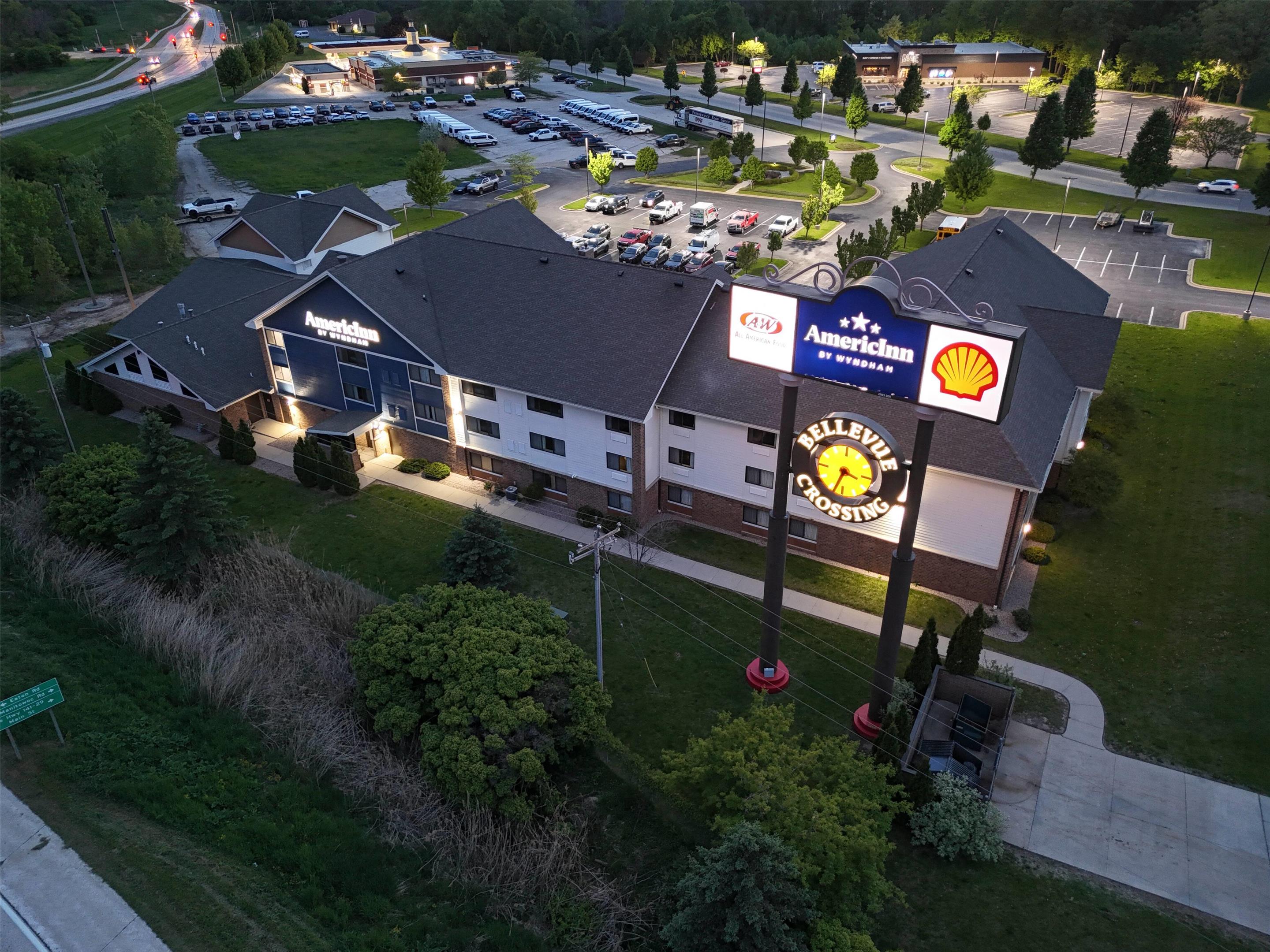 Exterior | AmericInn by Wyndham Green Bay East