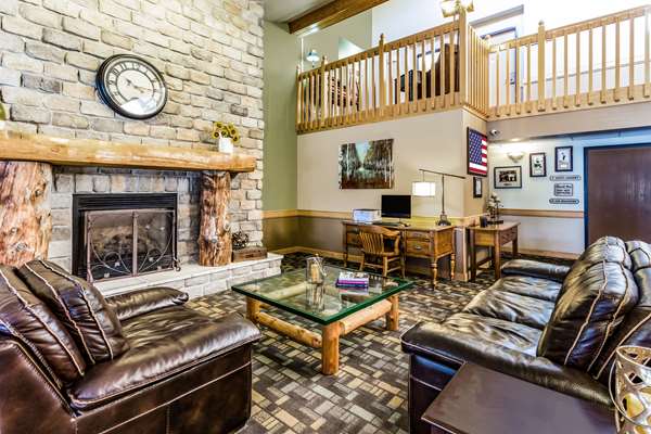  - AmericInn Lodge & Suites Hampton