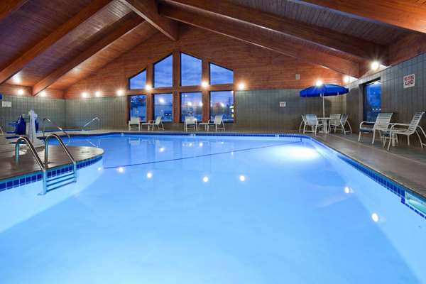 Pool - AmericInn Lodge & Suites Sartell
