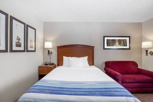  - AmericInn Hotel & Suites Dickinson
