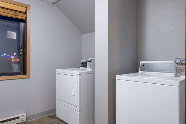 Amenities - AmericInn Hotel & Suites Dickinson