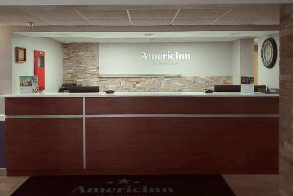 AmericInn by Wyndham Dickinson