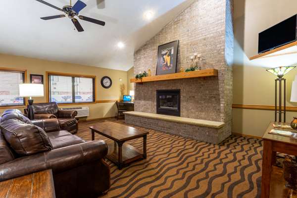  - AmericInn Hotel & Suites Hartford