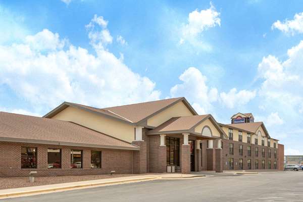 Exterior view - AmericInn Ottumwa