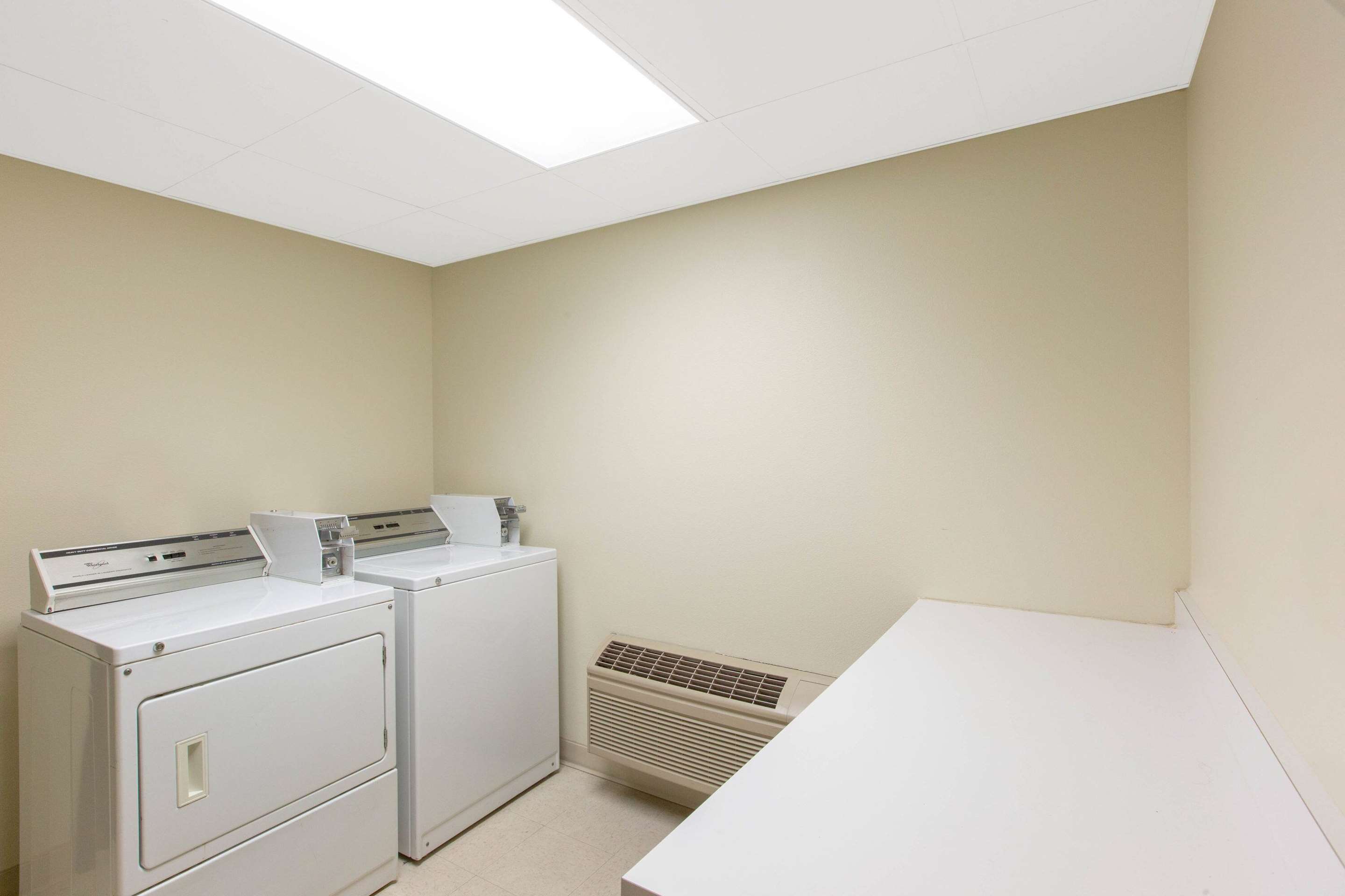 Laundry | AmericInn by Wyndham Ottumwa