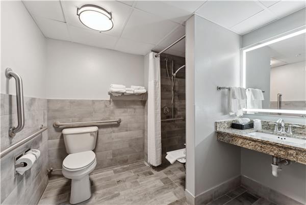 1 King Bed, Mobility Accessible Room, Jetted Tub, Non-Smoking