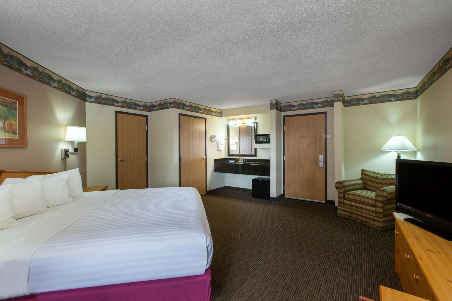 AmericInn Lodge & Suites Ladysmith, WI See Discounts