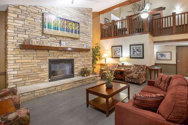  - AmericInn Lodge & Suites Muscatine