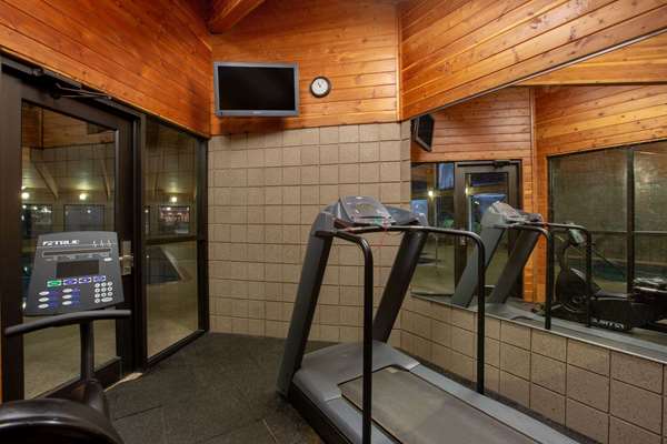 Fitness/ Exercise Room - AmericInn Lodge & Suites Muscatine