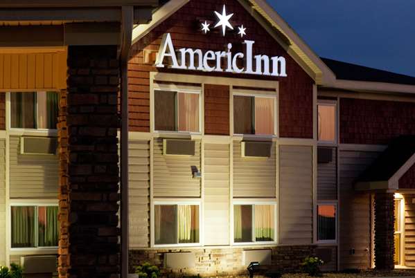 Exterior view - AmericInn Hotel & Suites Osage