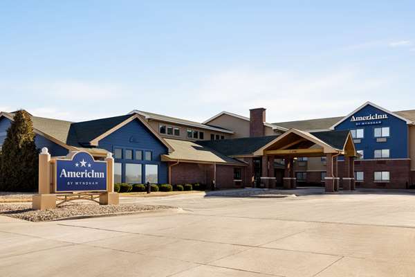 AmericInn by Wyndham Lincoln South