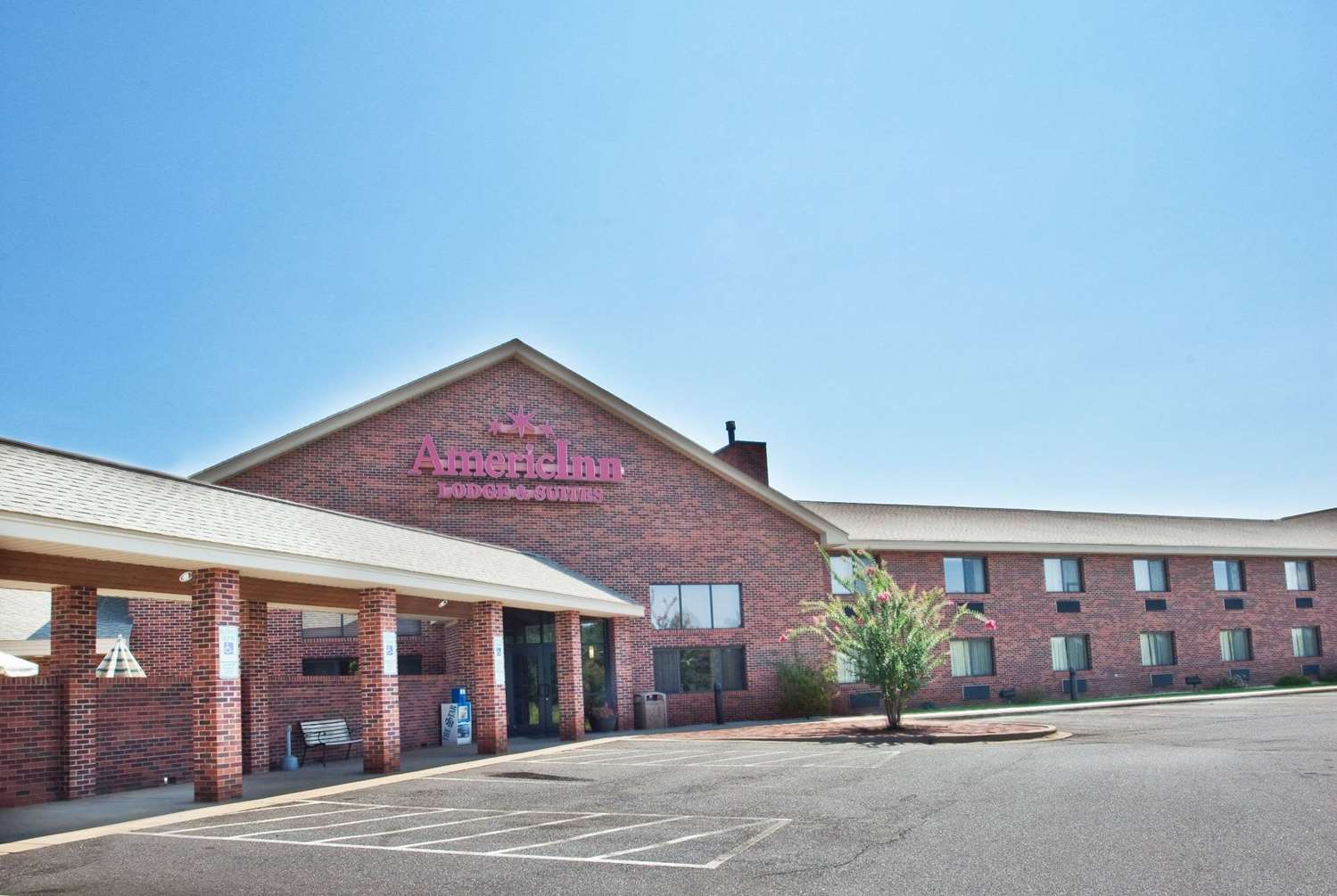 AmericInn Boiling Springs, NC See Discounts