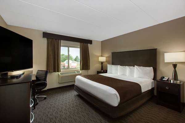  - AmericInn Hotel & Suites Apple Valley
