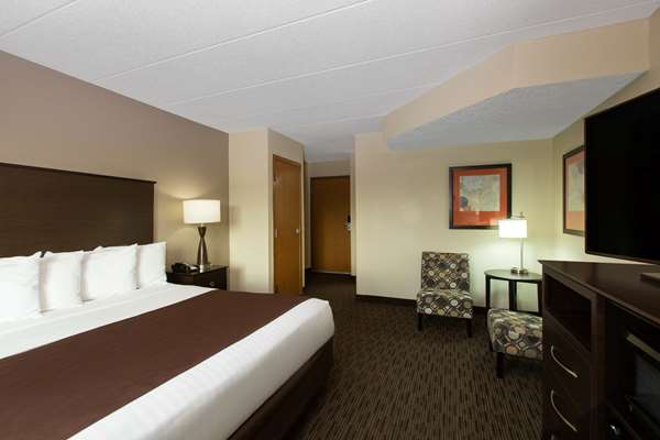  - AmericInn Hotel & Suites Apple Valley