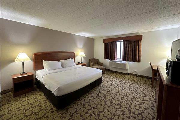 1 King Bed, Mobility Accessible Room, Non-Smoking