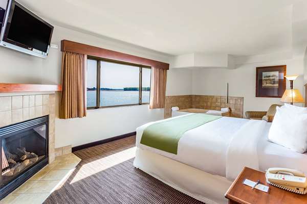 Suite - AmericInn Fort Pierre