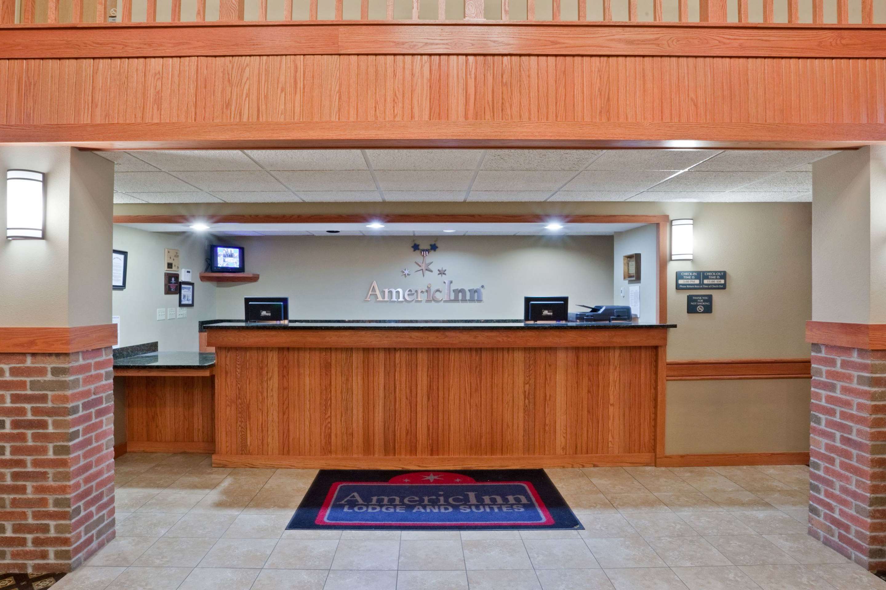 Lobby | AmericInn by Wyndham Fort Pierre - Conference Center