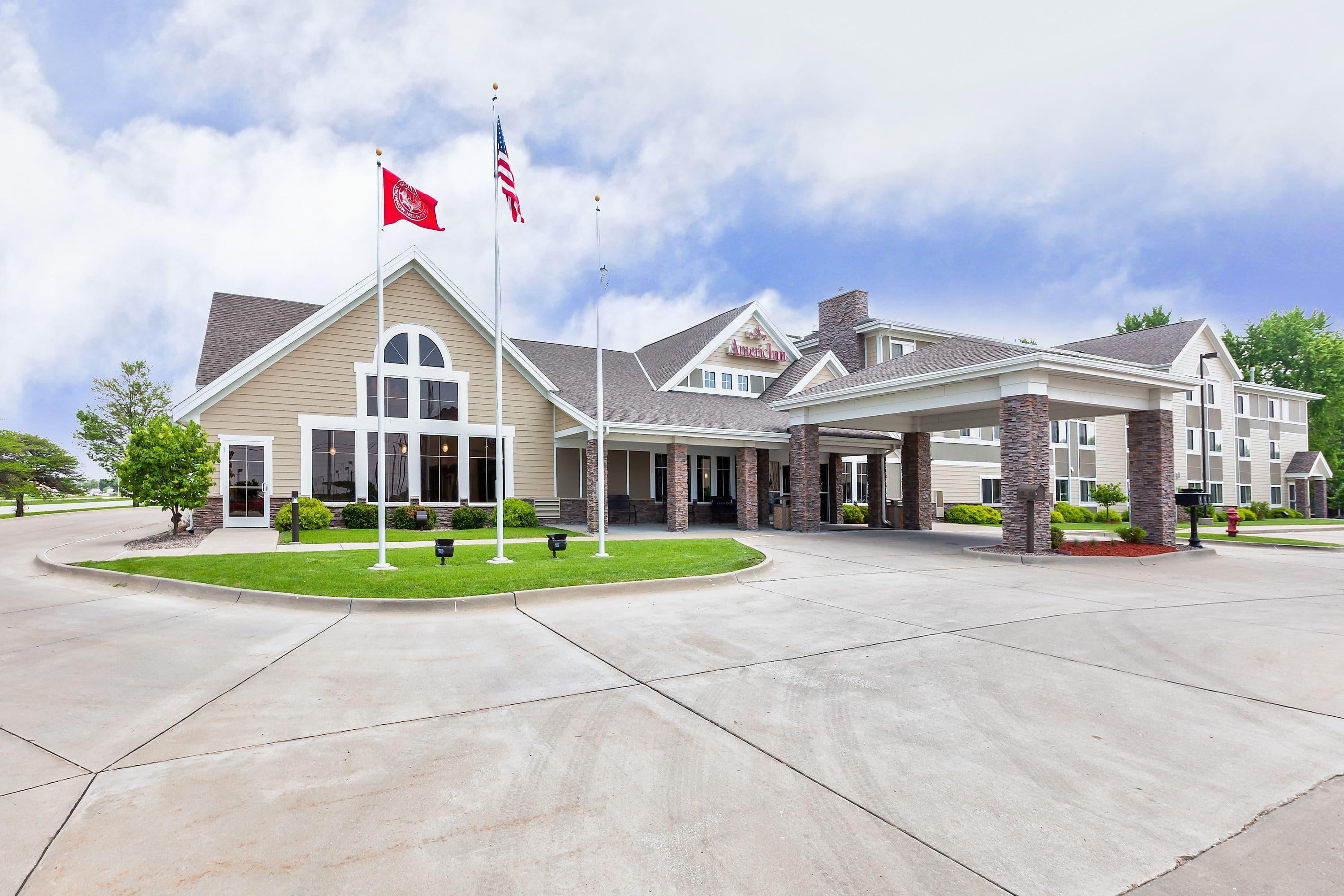 Exterior | AmericInn by Wyndham Monmouth
