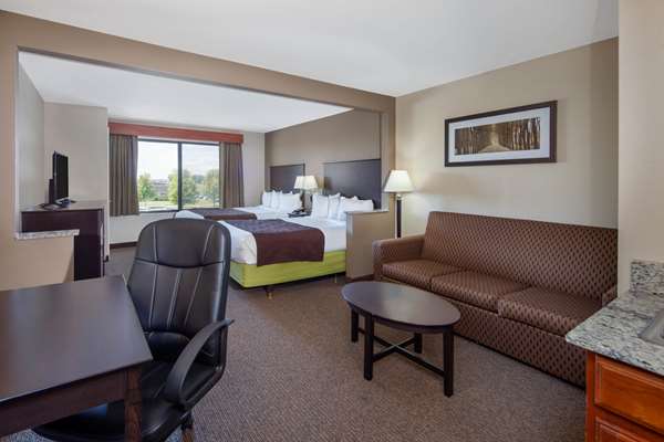 Suite - AmericInn Hotel & Suites Airport Rochester