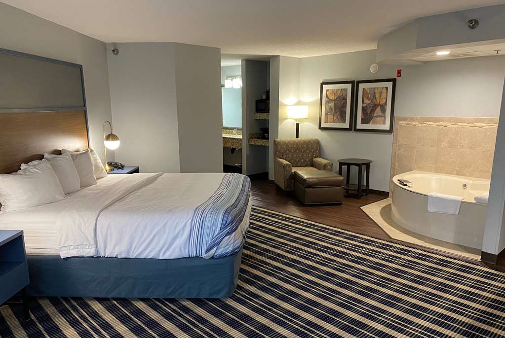 AMERICINN BY WYNDHAM CHANHASSE, photo 3