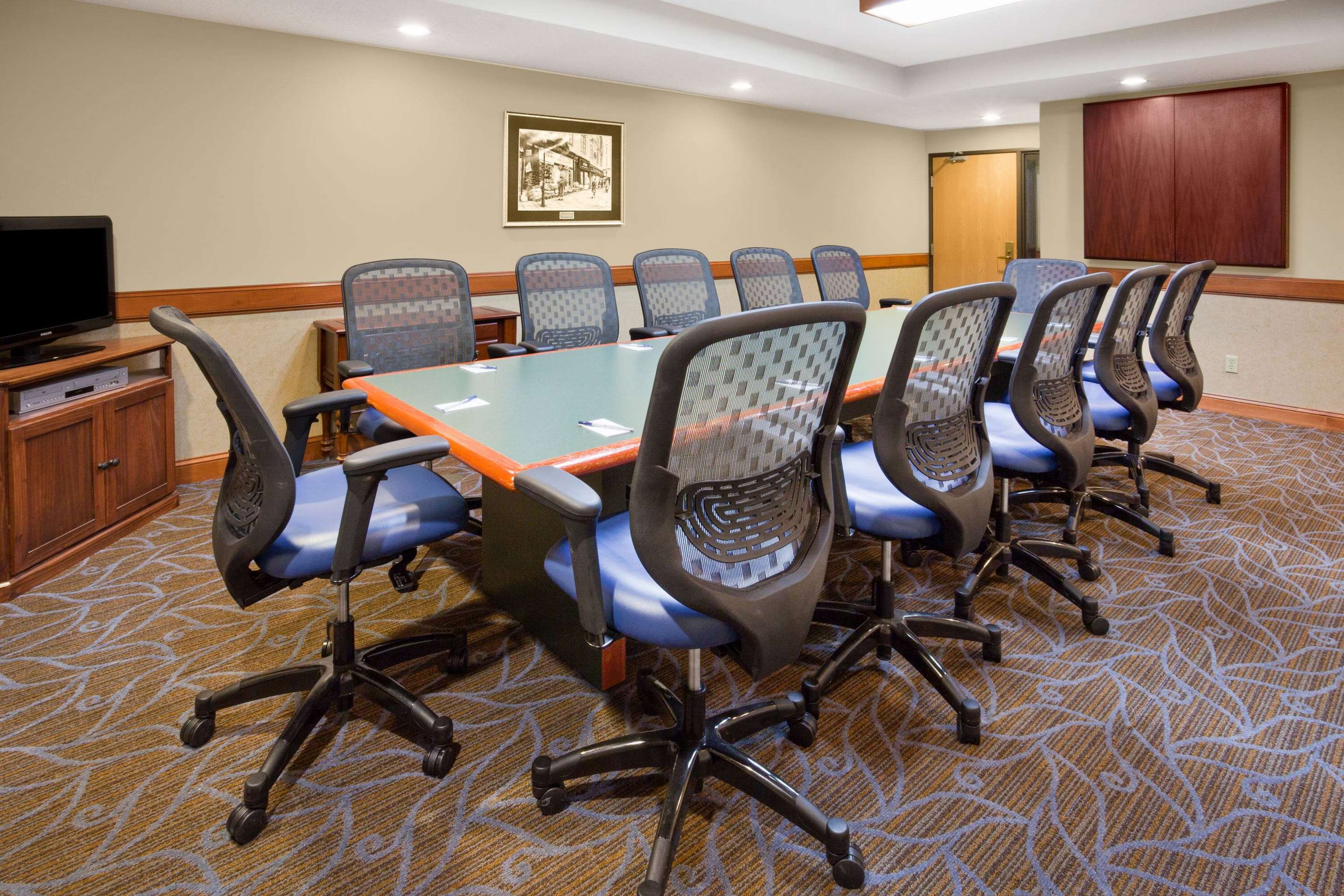 Meeting Room | AmericInn by Wyndham Chanhassen