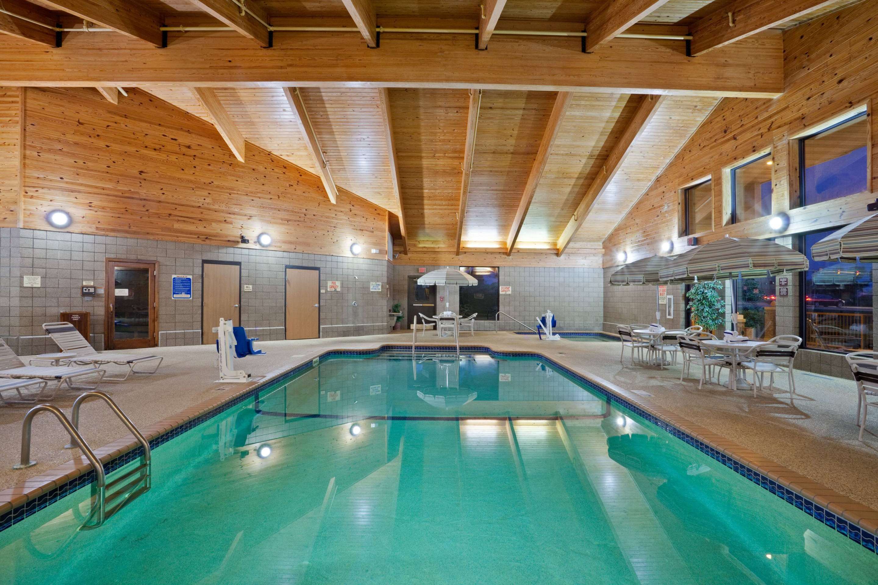 Pool | AmericInn by Wyndham Chanhassen