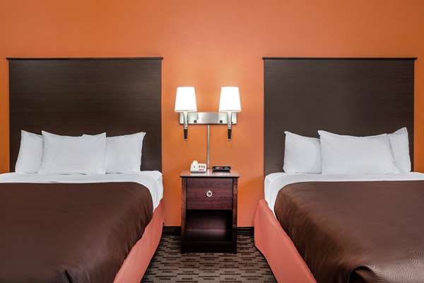  - AmericInn Hotel & Suites New Lisbon - I-90 & I-94, Exit 61