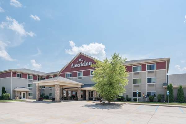 Exterior view - AmericInn Lodge & Suites Newton - I-80, Exit 168