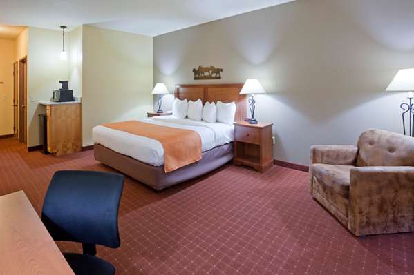  - AmericInn Hotel & Suites South Fargo - I-94, Exit 348