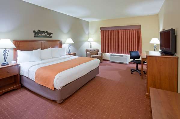  - AmericInn Hotel & Suites South Fargo - I-94, Exit 348