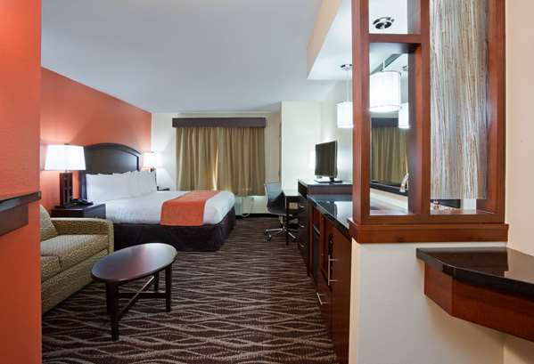  - AmericInn Hotel & Suites Waupun