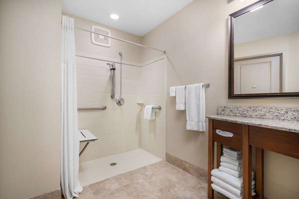  - AmericInn Hotel & Suites Hartford