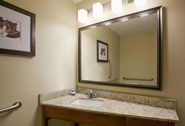  - AmericInn Hotel & Suites Hartford