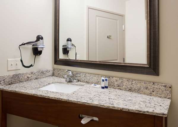  - AmericInn Hotel & Suites Sibley