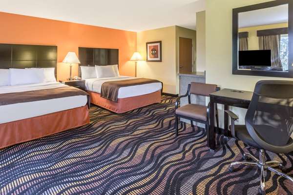 Suite - AmericInn Hotel & Suites Streator